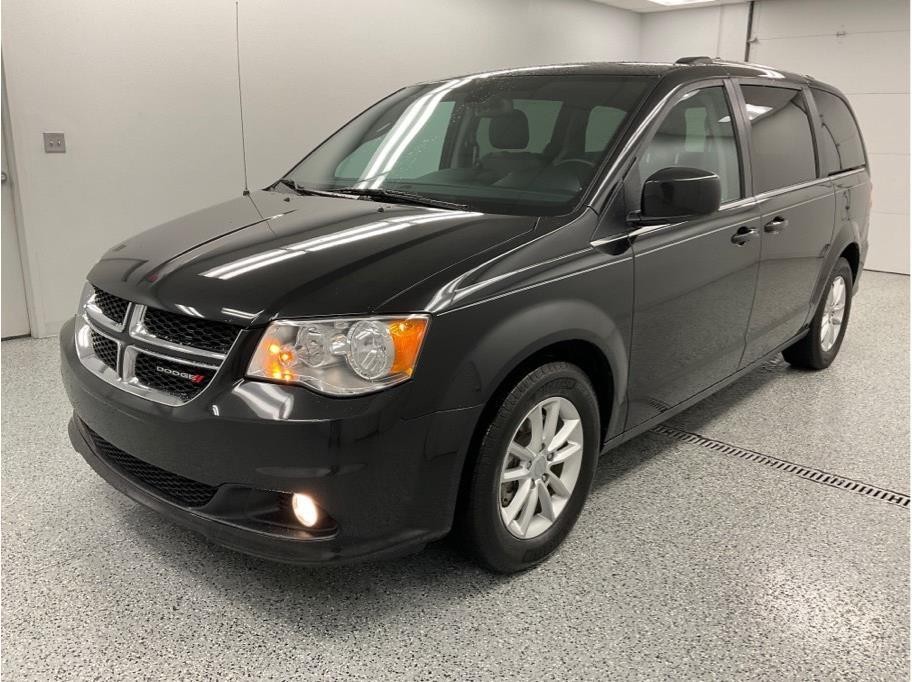 2018 Dodge Grand Caravan SXT photo 3