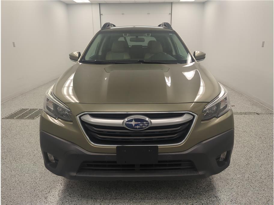 2022 Subaru Outback Premium photo 2