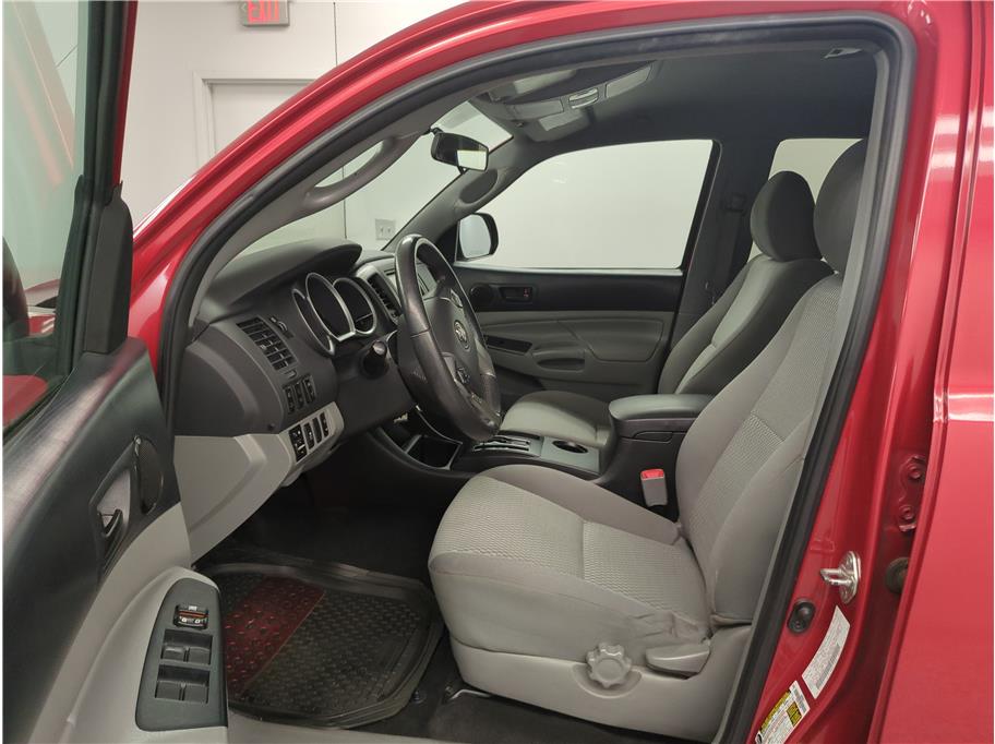 2015 Toyota Tacoma PreRunner photo 4