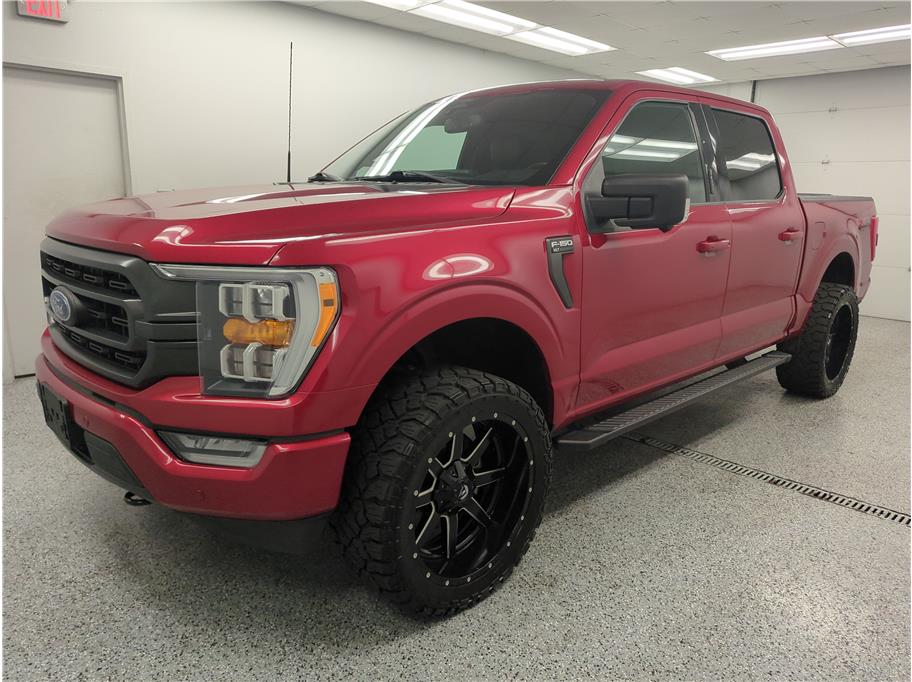 2022 Ford F-150 XLT photo 3