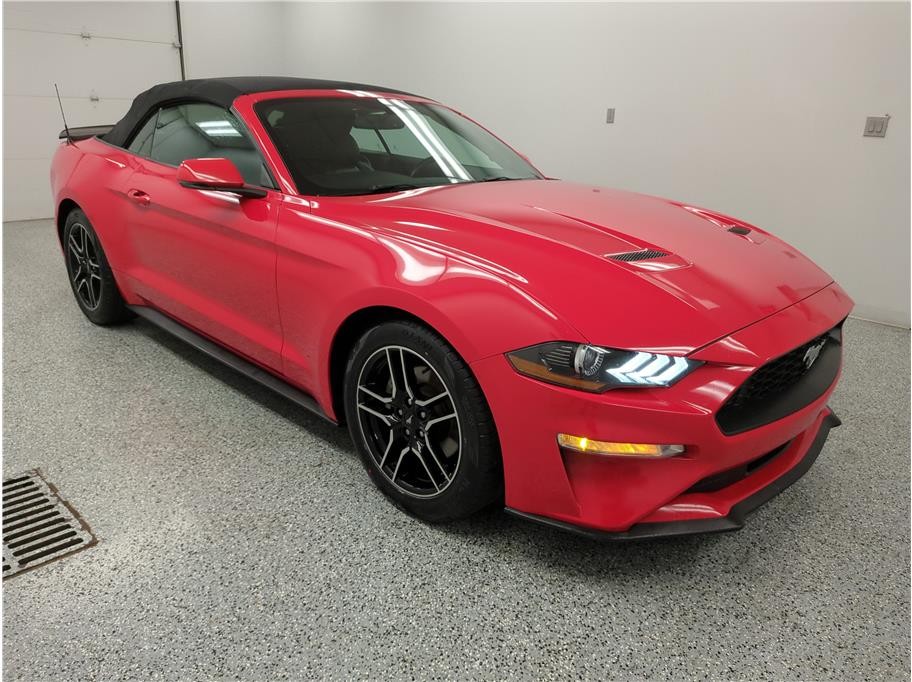 2018 Ford Mustang EcoBoost Convertible Premium photo 2