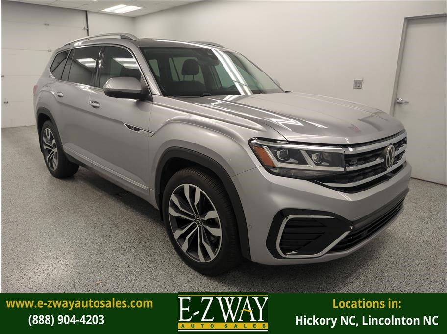 2022 Volkswagen Atlas 3.6L SEL Premium R-Line 4MOTION's photo