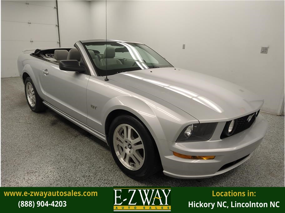 2006 Ford Mustang GT Premium's photo