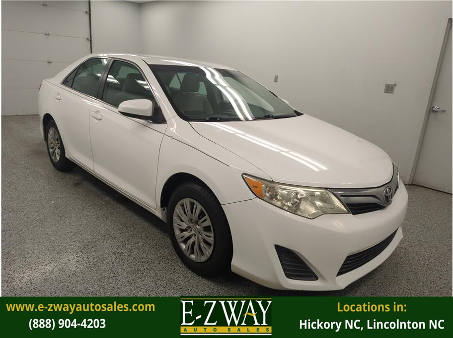 2014 Toyota Camry LE