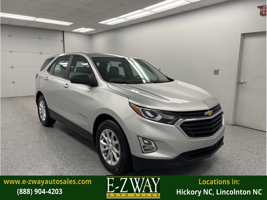 2020 Chevrolet Equinox LS's photo