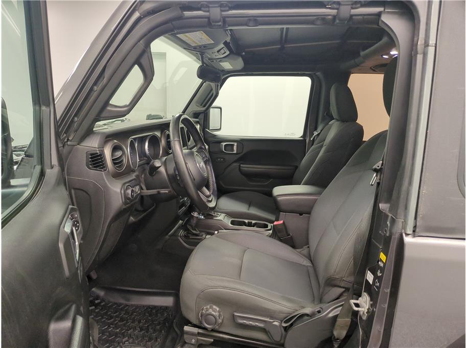2020 Jeep Wrangler Sport S - Photo 4