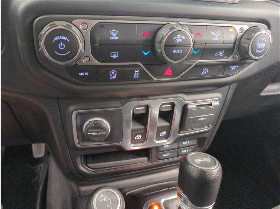 2020 Jeep Wrangler Sport S - Photo 14