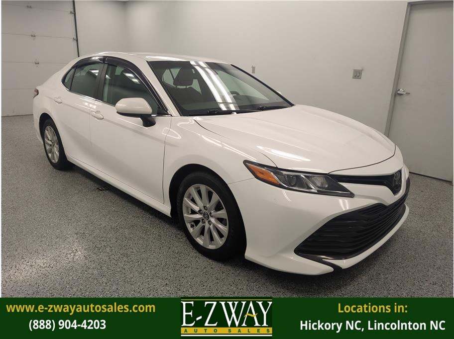 2019 Toyota Camry LE