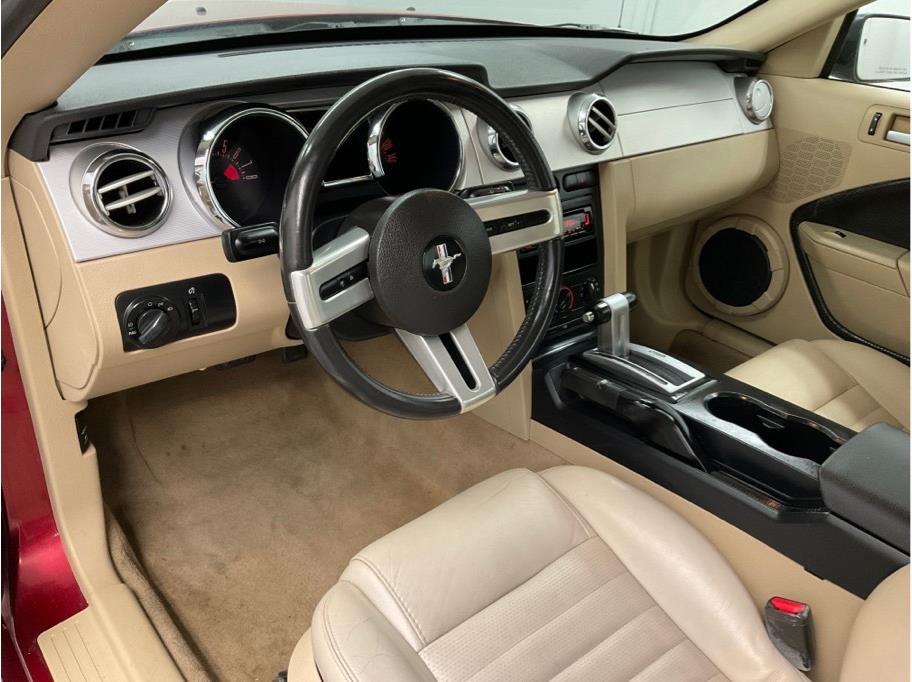 Sold 2007 Ford Mustang GT Deluxe in Hickory