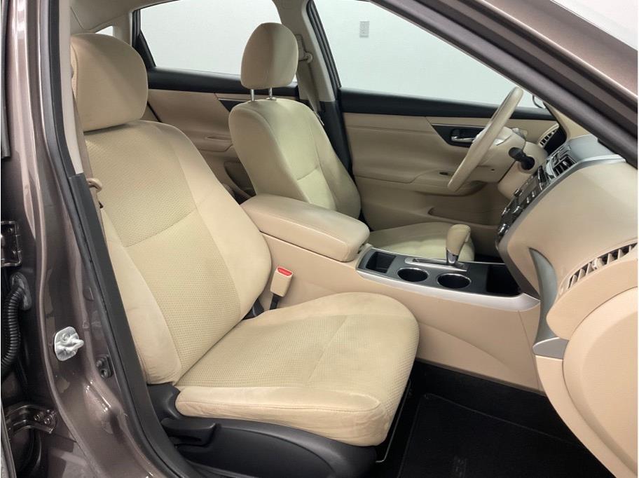Sold 2015 Nissan Altima 2.5 S in Hickory