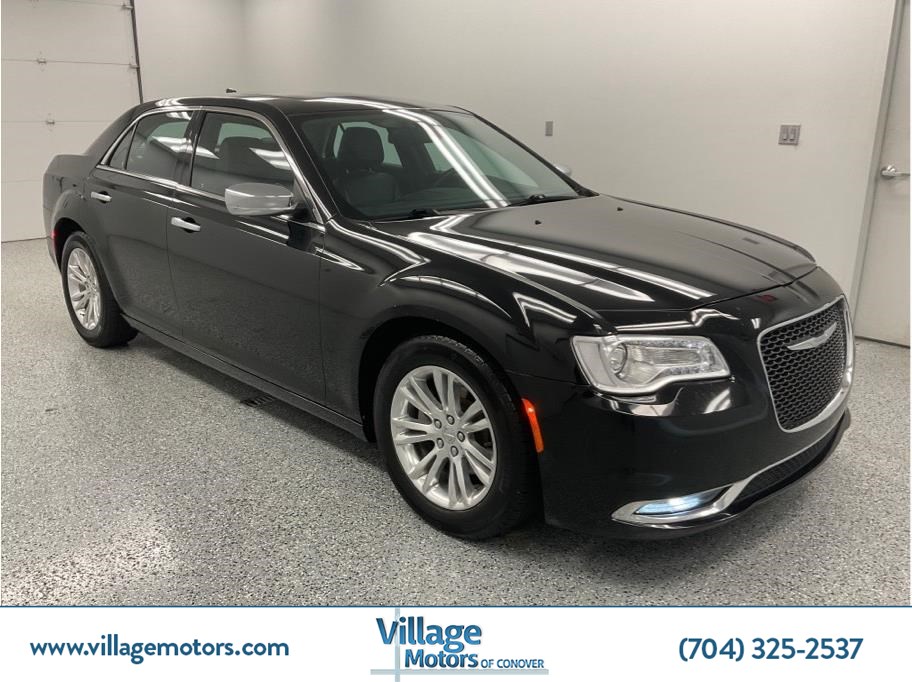 2016 Chrysler 300 300C