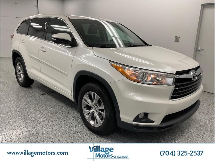 2016 Toyota Highlander LE