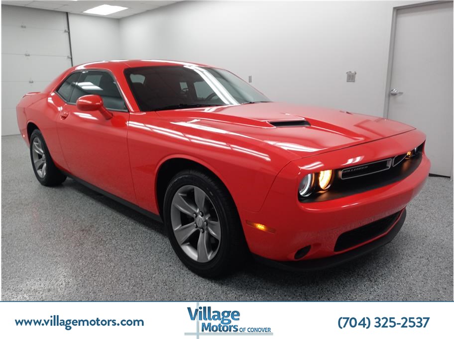 2019 Dodge Challenger SXT