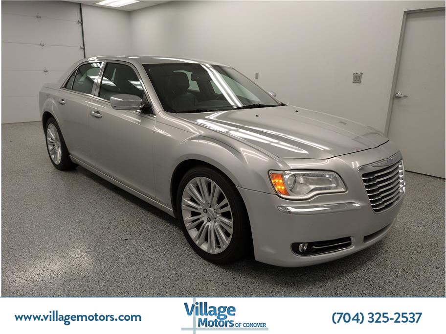 2012 Chrysler 300 Limited