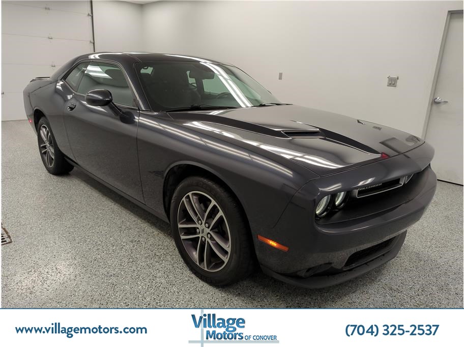 2019 Dodge Challenger SXT