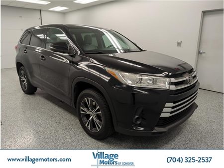 2019 Toyota Highlander LE