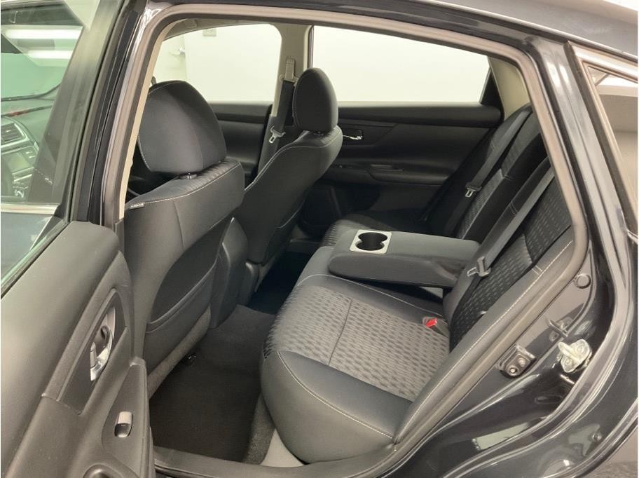 2018 Nissan Altima 2.5 S photo 4