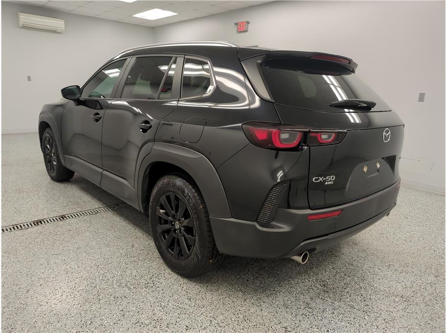 2024 Mazda CX-50 2.5 Select photo 3