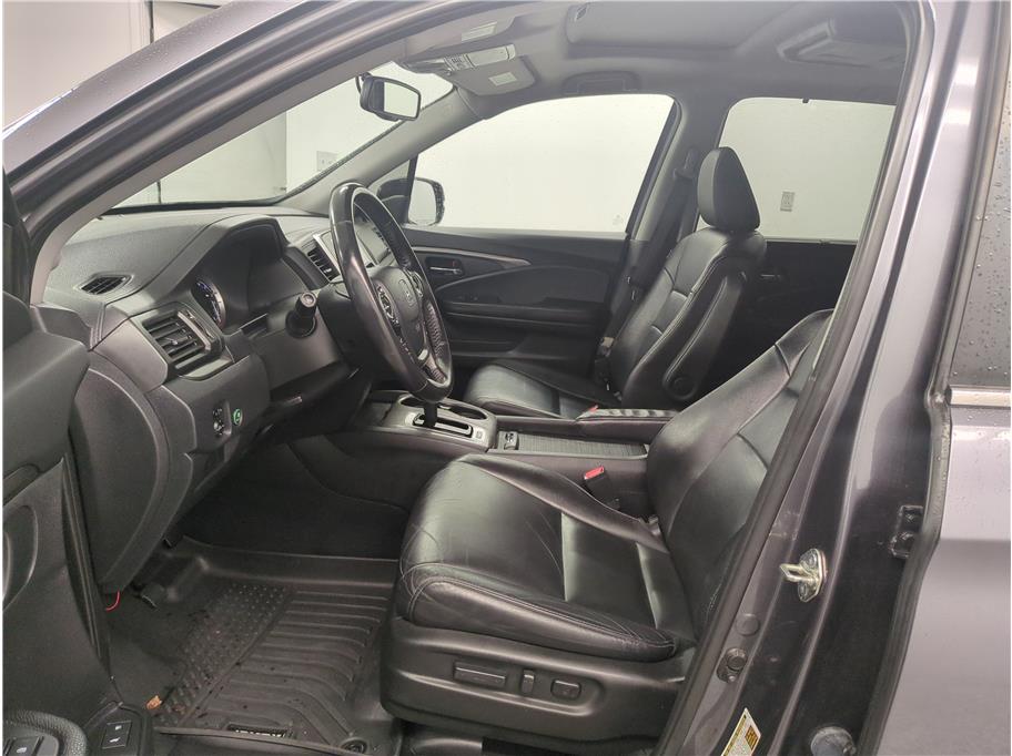 2016 Honda Pilot EX-L photo 4