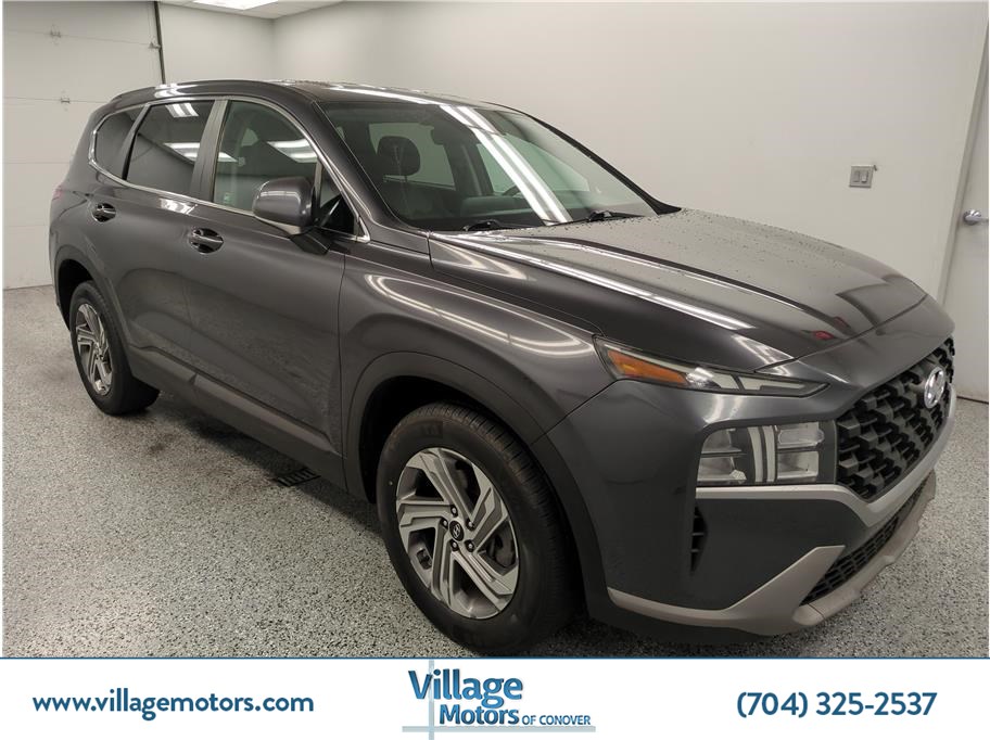 2022 Hyundai Santa Fe SE 2.5's photo