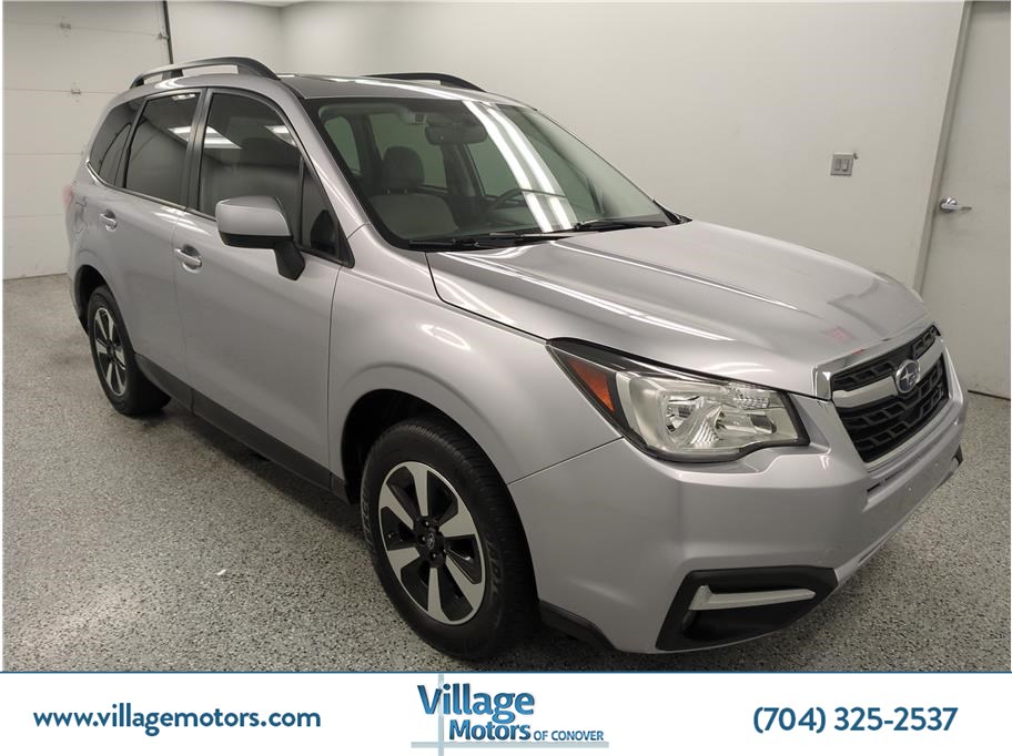 2017 Subaru Forester 2.5i Premium CVT's photo