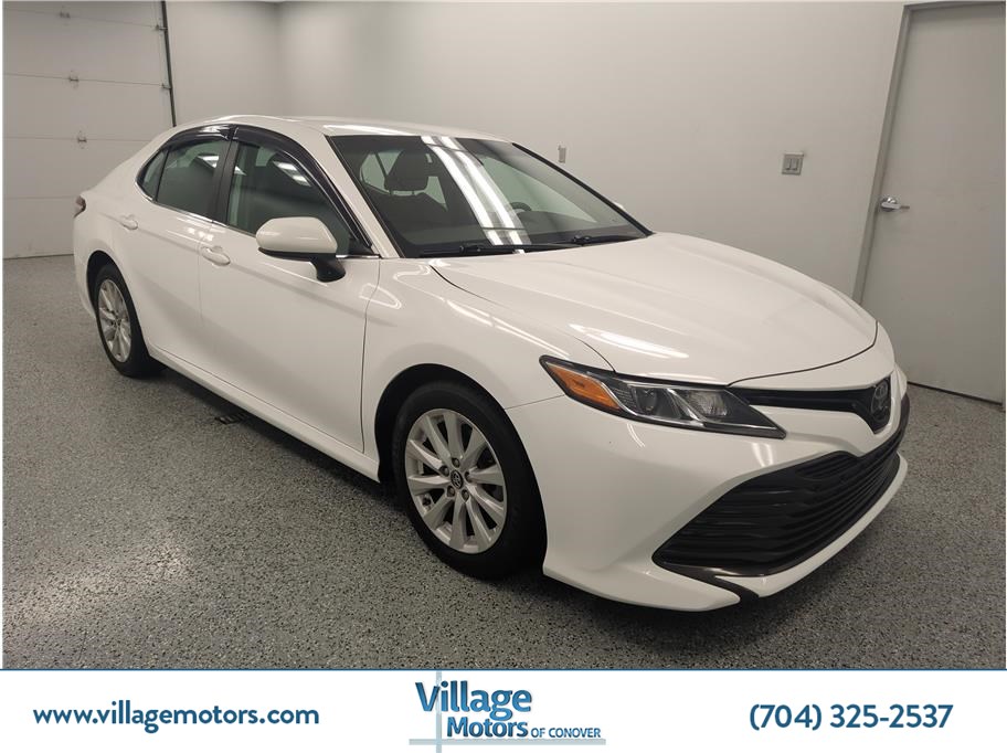 2019 Toyota Camry LE