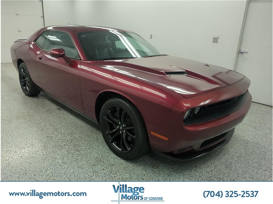 2018 Dodge Challenger SXT Plus