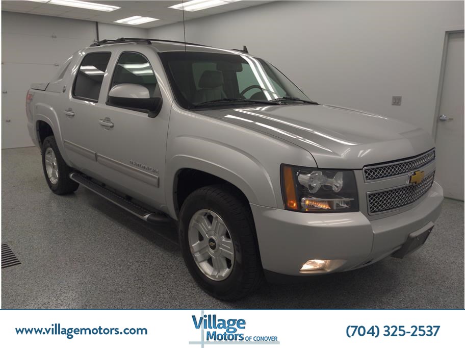 Sold 2013 Chevrolet Avalanche LT in Conover