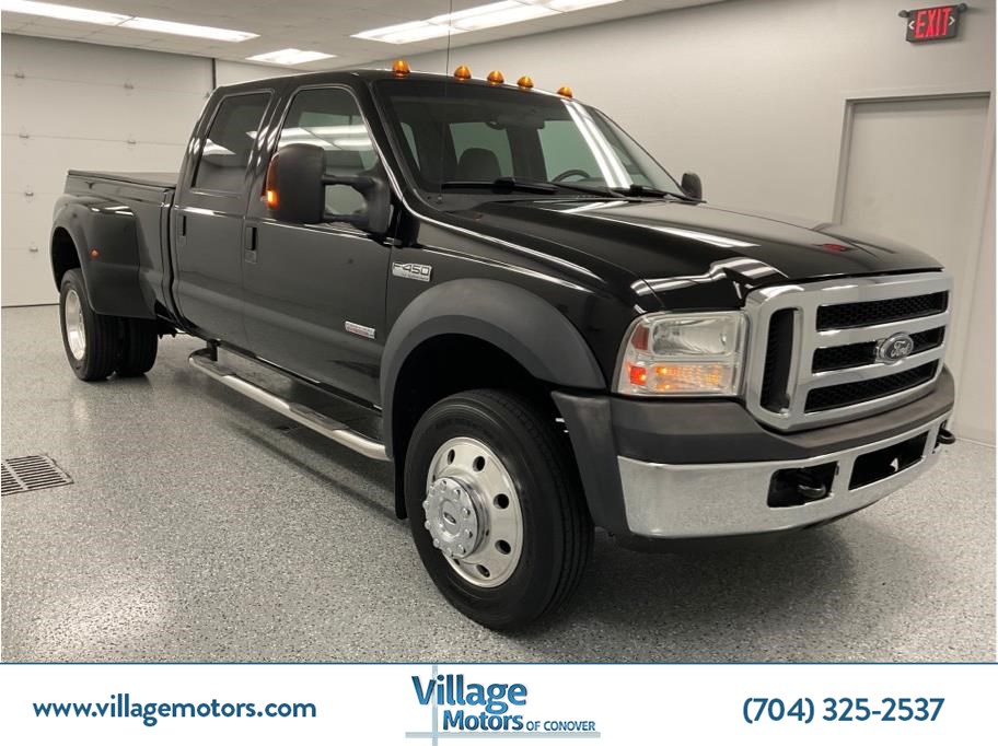 2006 Ford Super Duty F-450 DRW XL