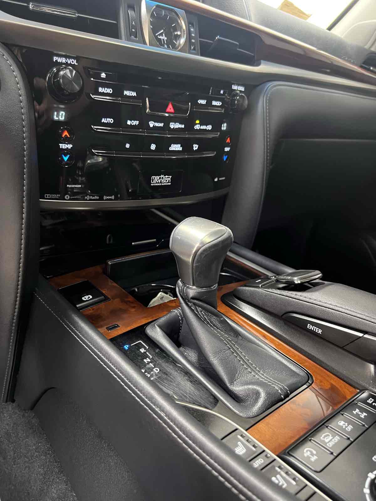 サルート G70 ローライズL サルート 【限定発売商品】B〜Iカップ：きれいな谷間をつくる