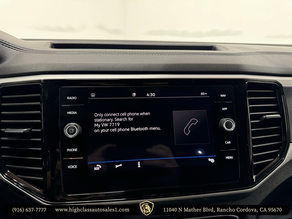 2021 Volkswagen Atlas Cross Sport V6 SEL R-Line photo 32