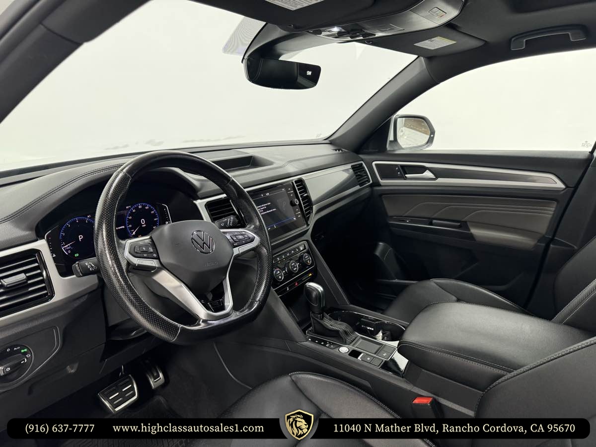 2021 Volkswagen Atlas Cross Sport V6 SEL R-Line photo 14