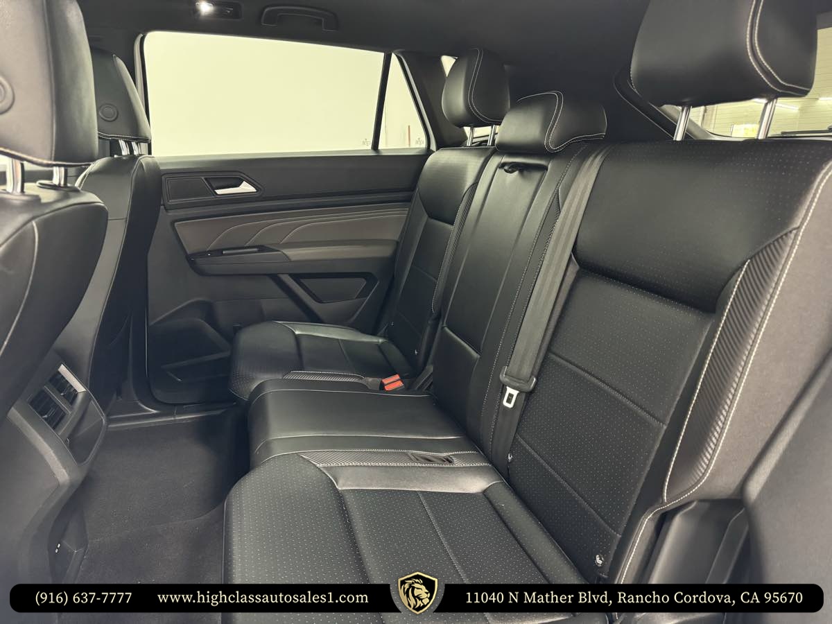 2021 Volkswagen Atlas Cross Sport V6 SEL R-Line photo 20