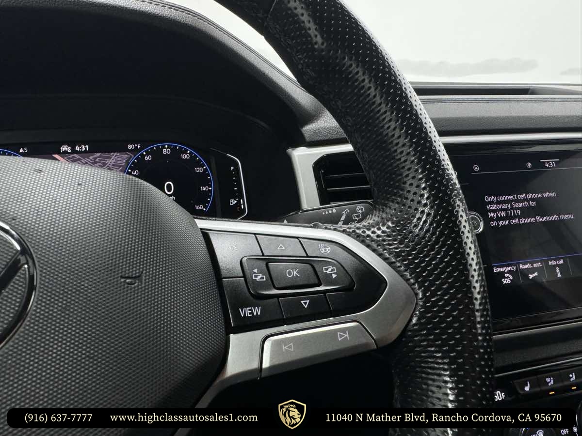 2021 Volkswagen Atlas Cross Sport V6 SEL R-Line photo 40
