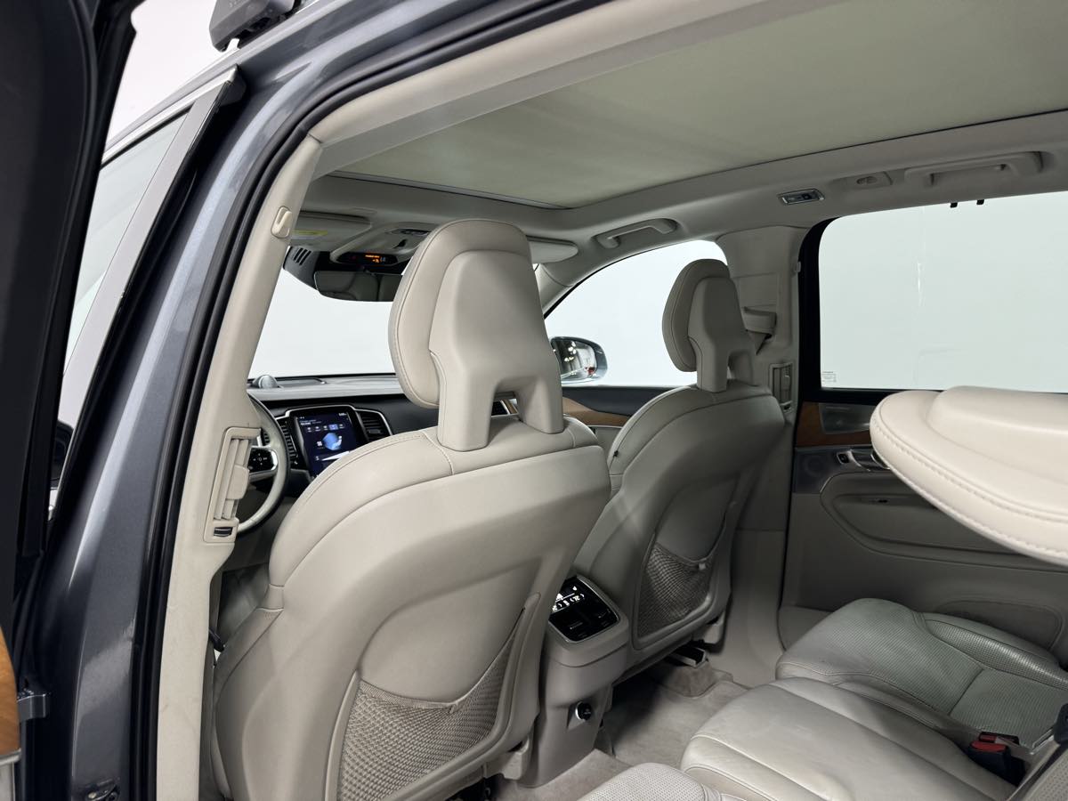Integrated Booster 2018 Volvo Xc90 Car Seat In Front Volvo Xc90