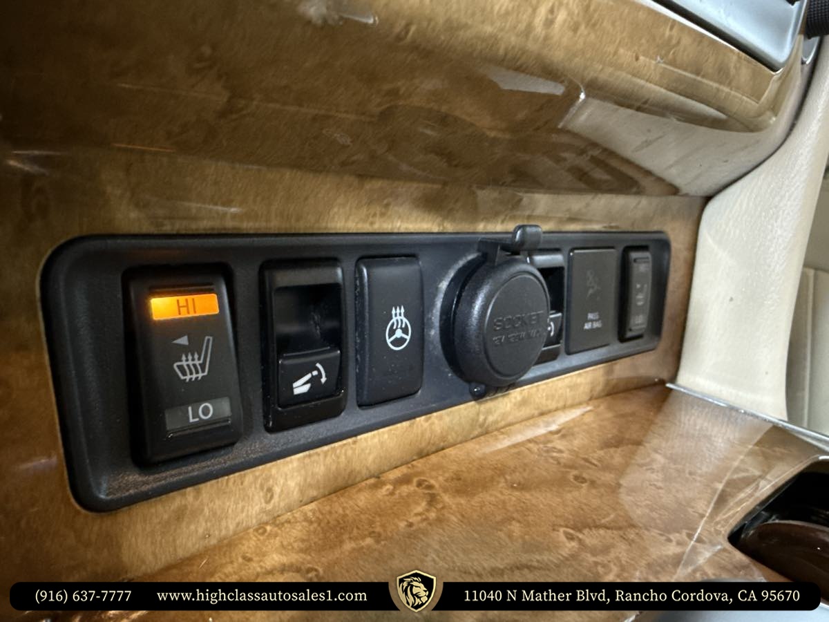 2012 Infiniti QX56 photo 34