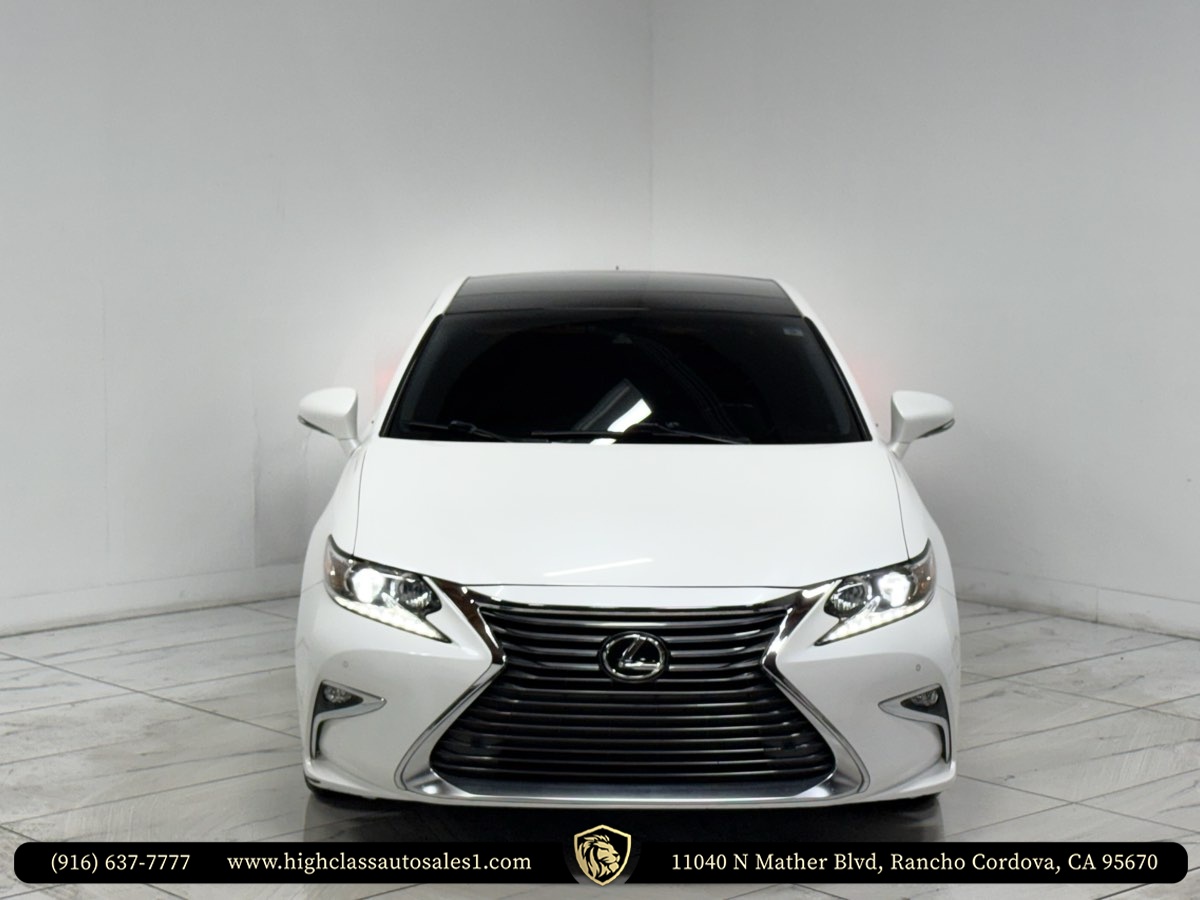 2016 Lexus ES 350 photo 4