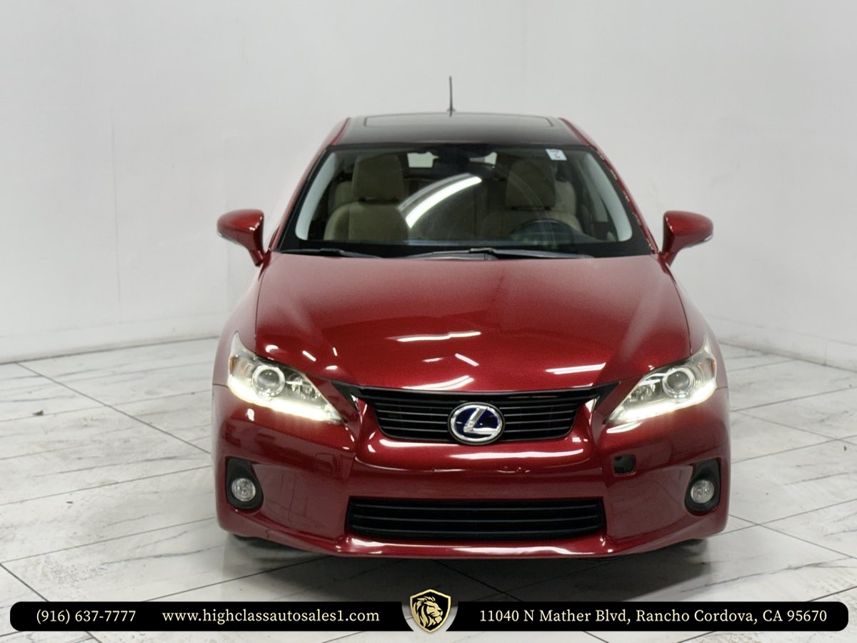 2012 Lexus CT 200h photo 4