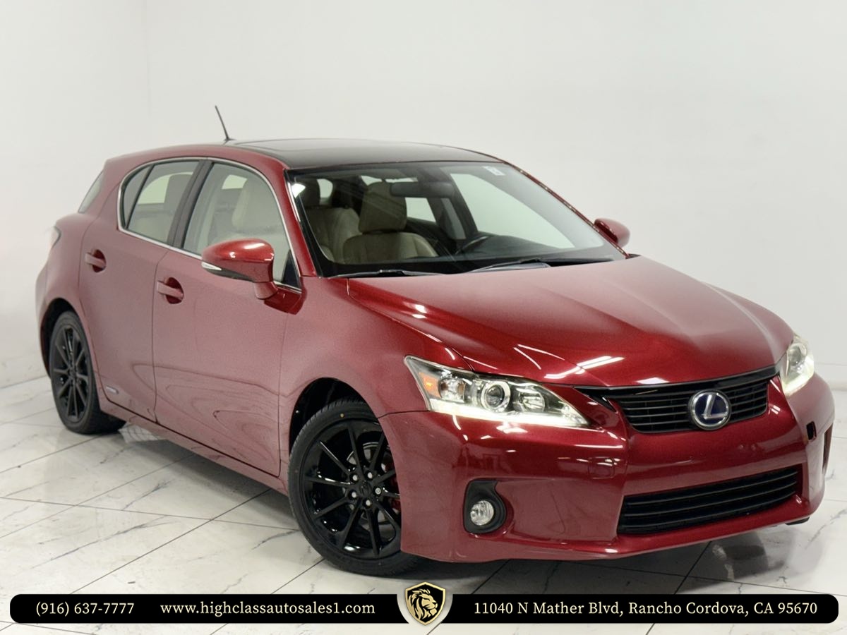 2012 Lexus CT 200h photo 2