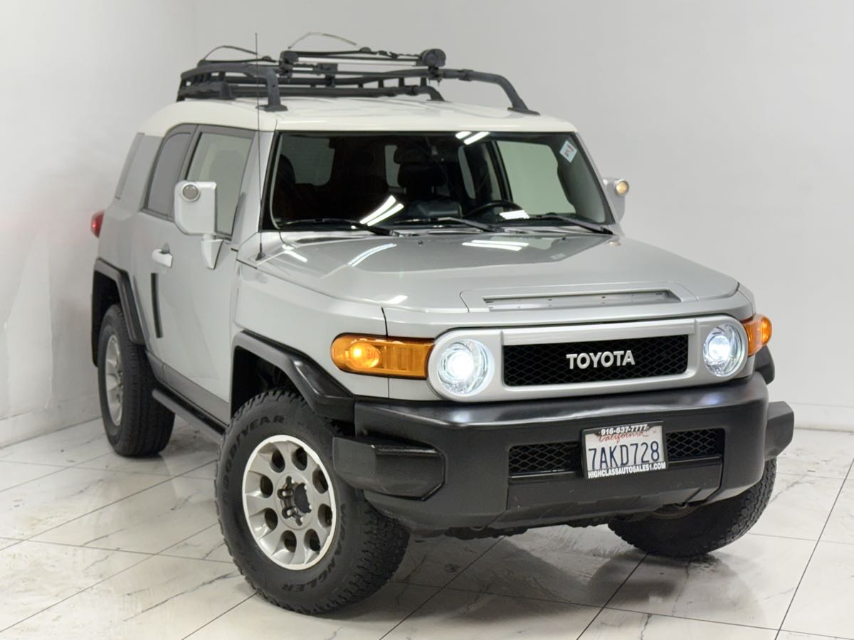 Sold 2012 Toyota FJ Cruiser in Rancho Cordova