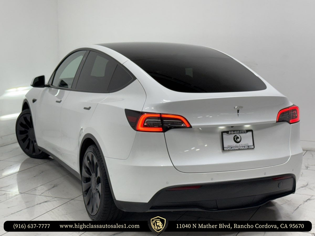2022 Tesla Model Y Performance photo 7