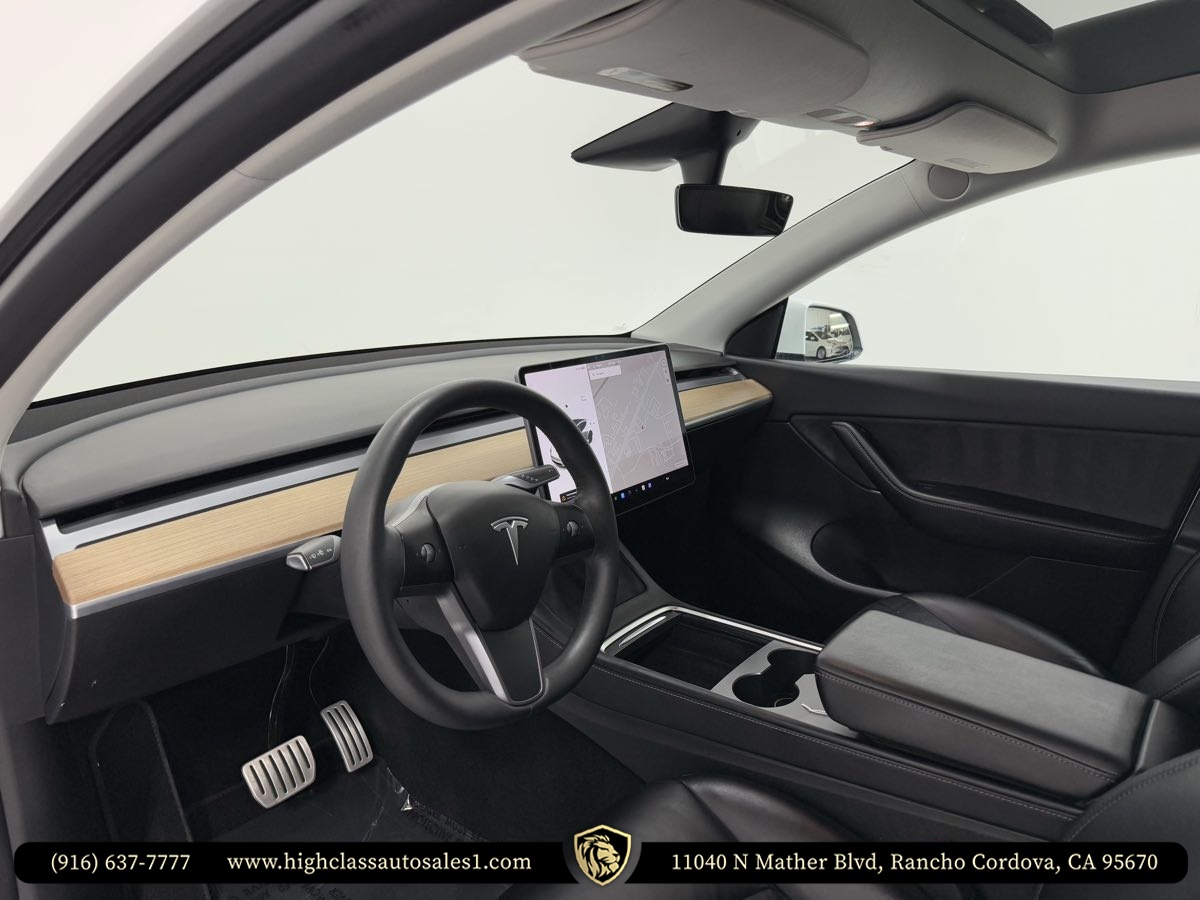 2022 Tesla Model Y Performance photo 13