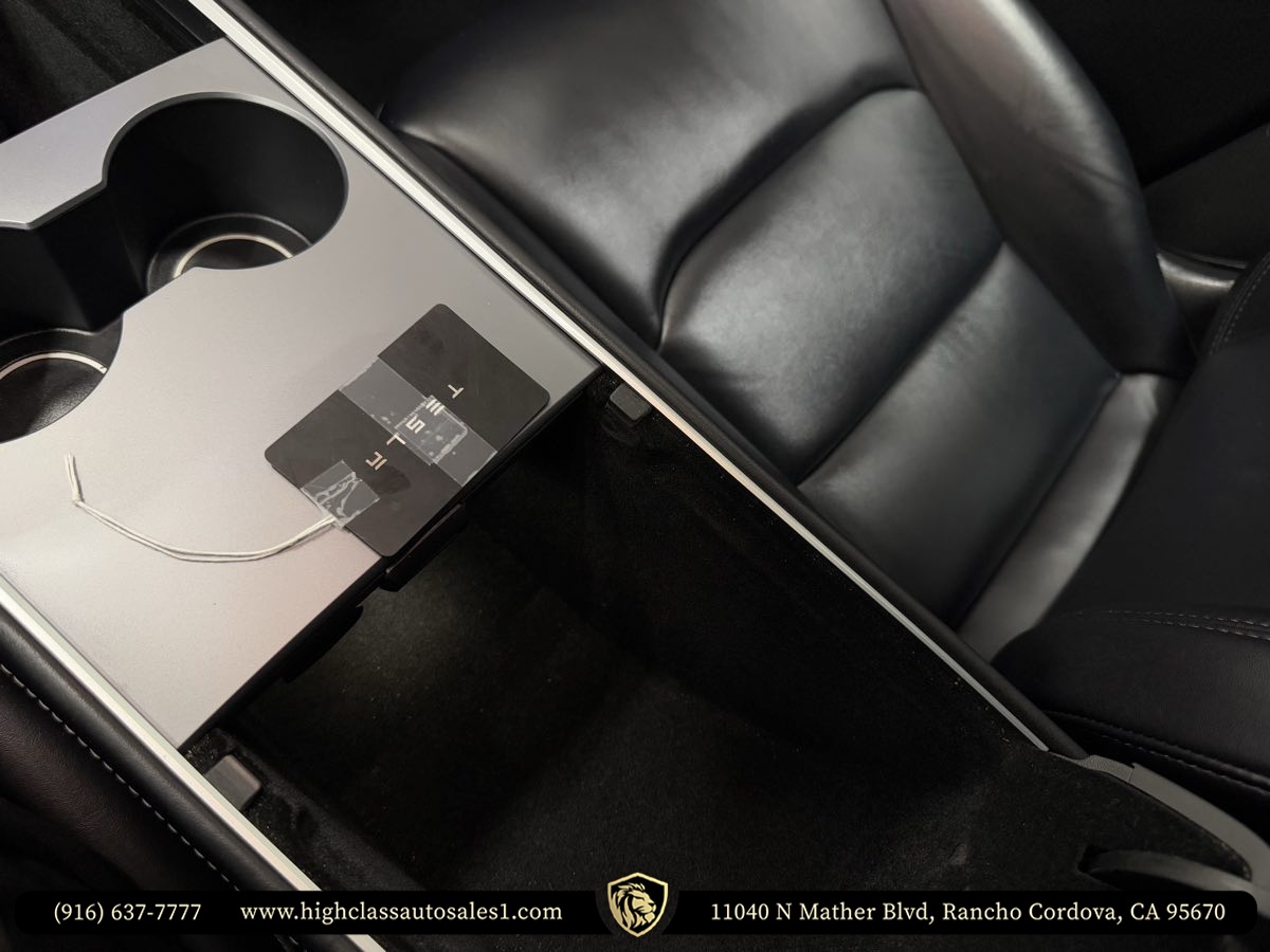 2022 Tesla Model Y Performance photo 33