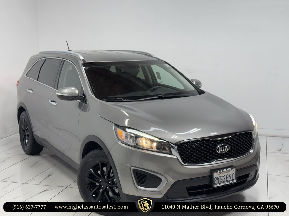 2018 Kia Sorento LX V6 photo 2