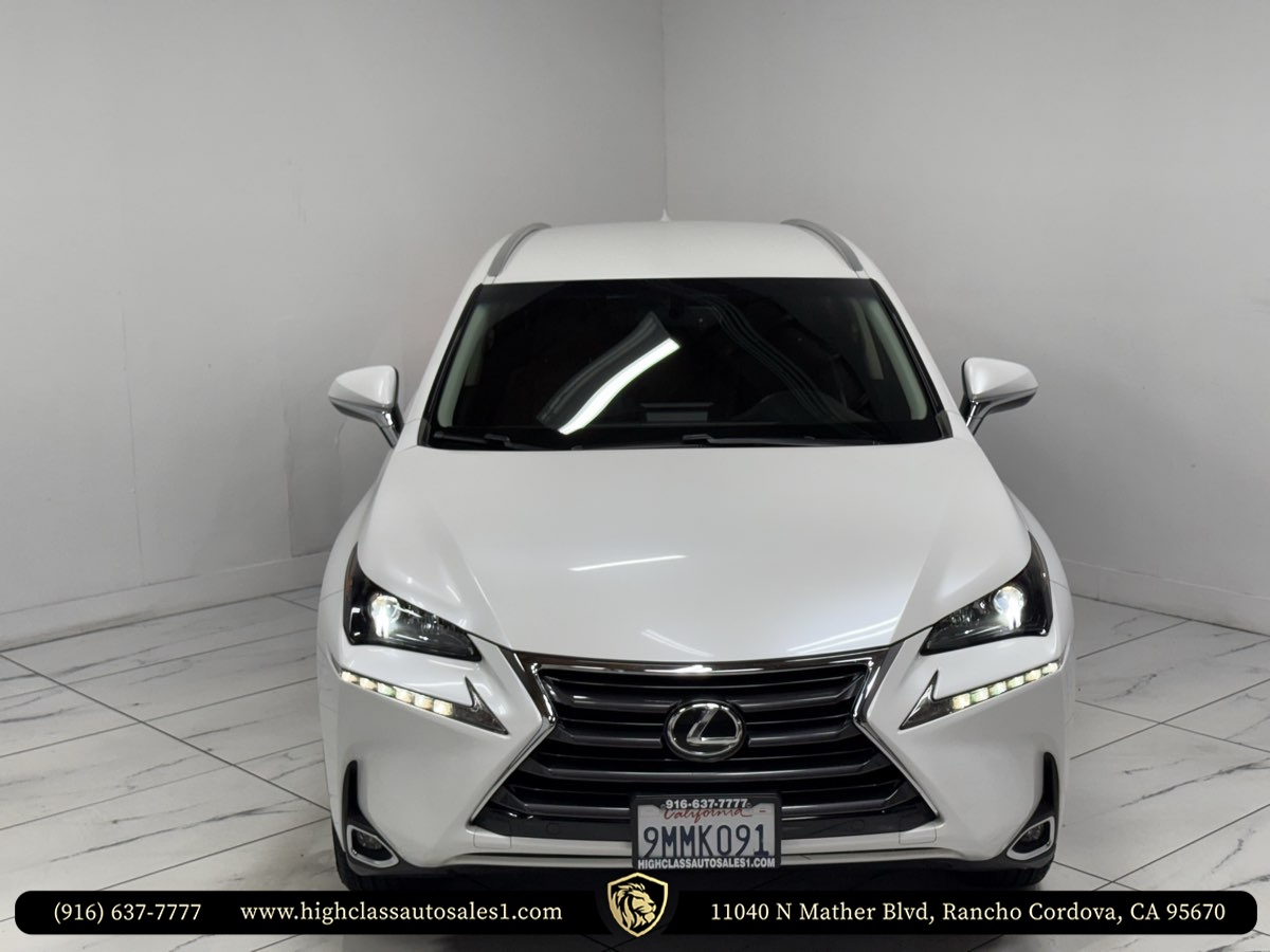 2017 Lexus NX 200t Luxury photo 4