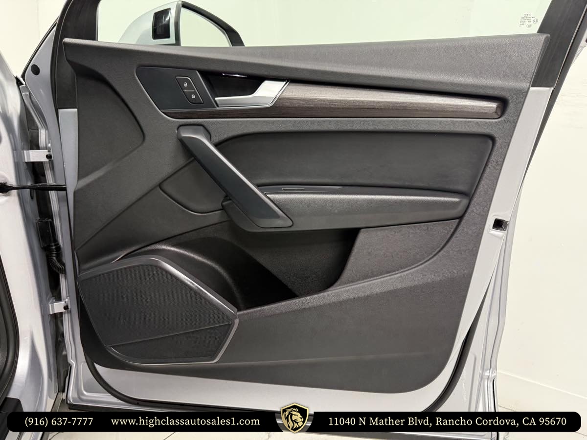 2022 Audi Q5 Premium photo 17