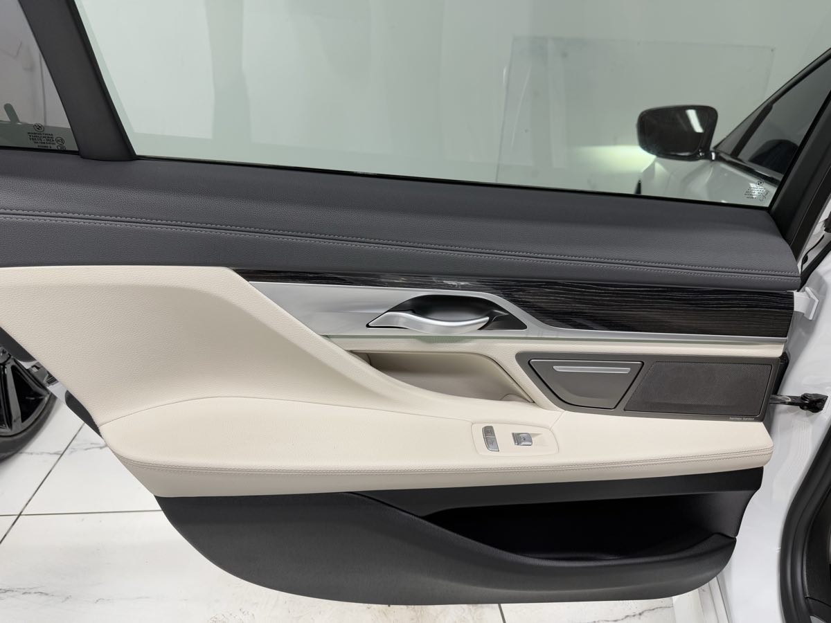 2022 Bmw 740Li photo 14