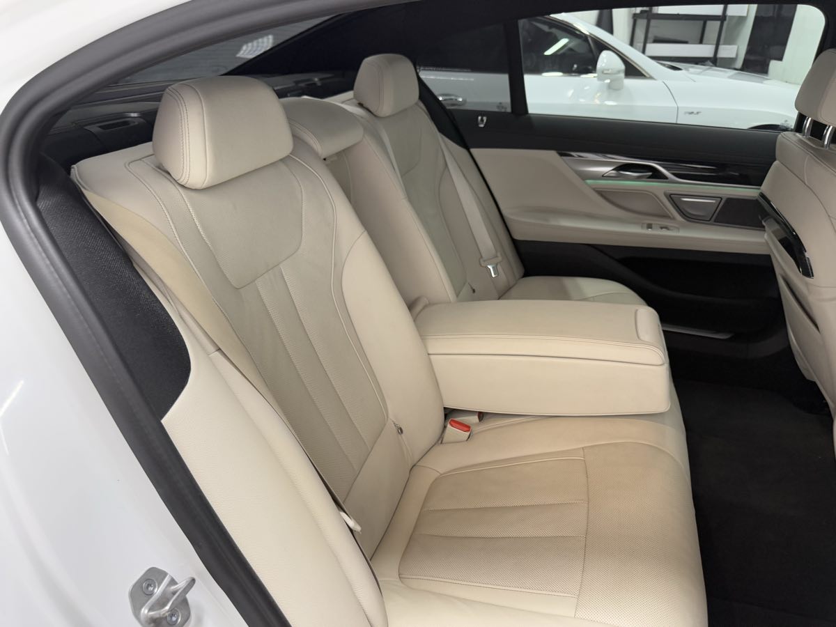 2022 Bmw 740Li photo 21