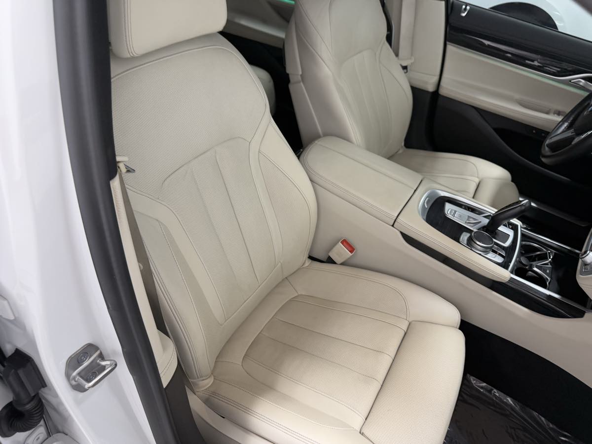 2022 Bmw 740Li photo 25