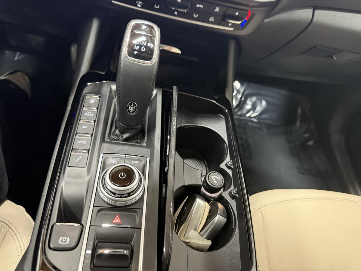 2022 Maserati Levante GT photo 30